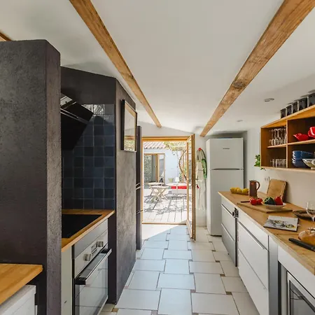 Novia Del Mar Willa *